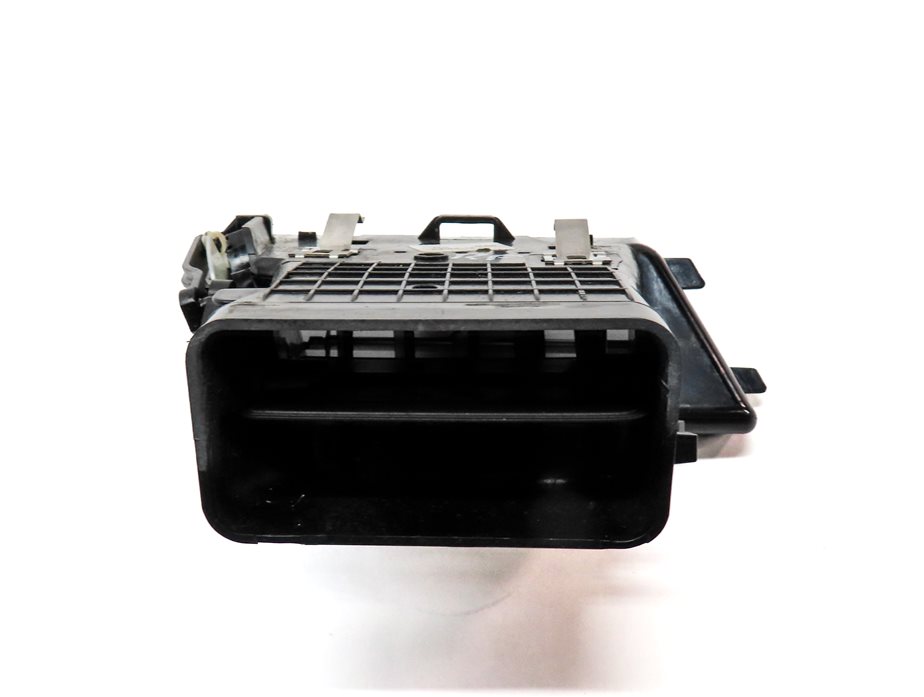 Thumbnail 4: 12 MERCEDES E350 (W212) FRONT RIGHT PASSENGER DASH HEAT AIR AC VENT (Black)