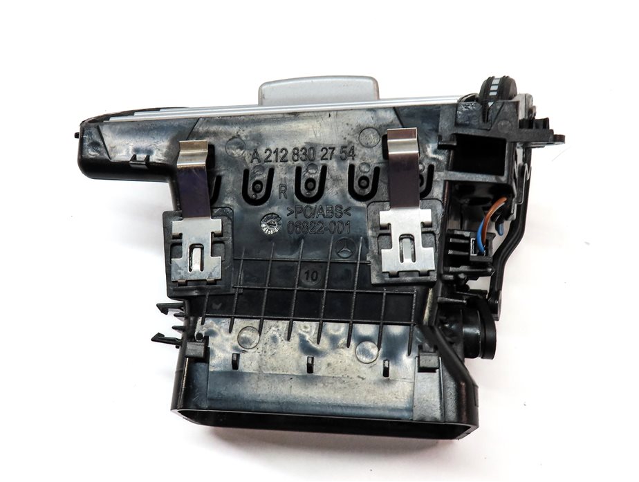 Thumbnail 6: 12 MERCEDES E350 (W212) FRONT RIGHT PASSENGER DASH HEAT AIR AC VENT (Black)