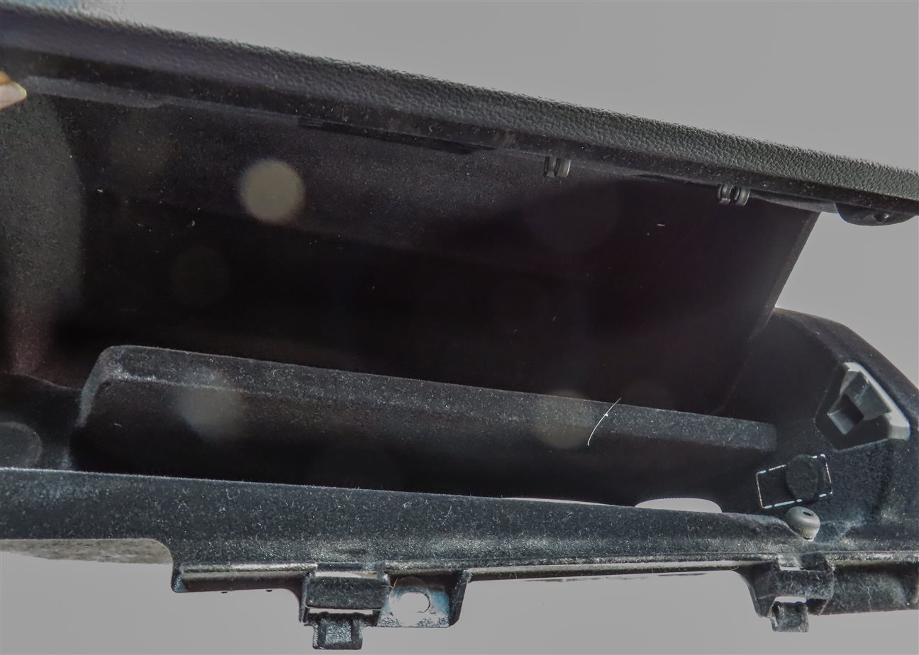 Thumbnail 7: 10-12 MERCEDES E350 E63 E550 W212 FRONT RIGHT PASSENGER GLOVEBOX (Black)