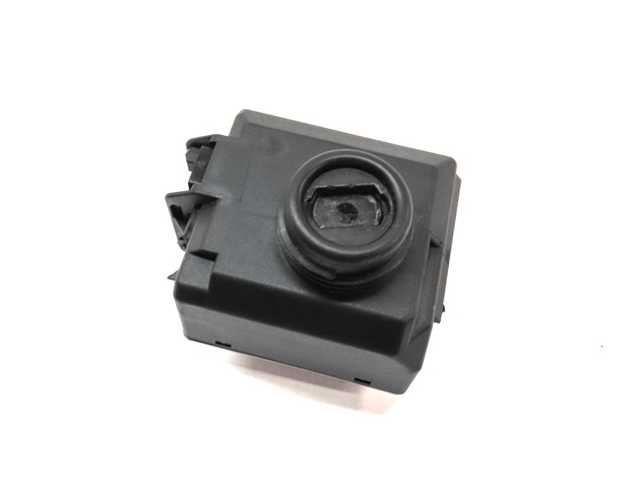 Thumbnail 1: 2010-2015 MERCEDES E GLK CLS SLS CLASS (C197 W204 W212 X204) IGNITION SWITCH