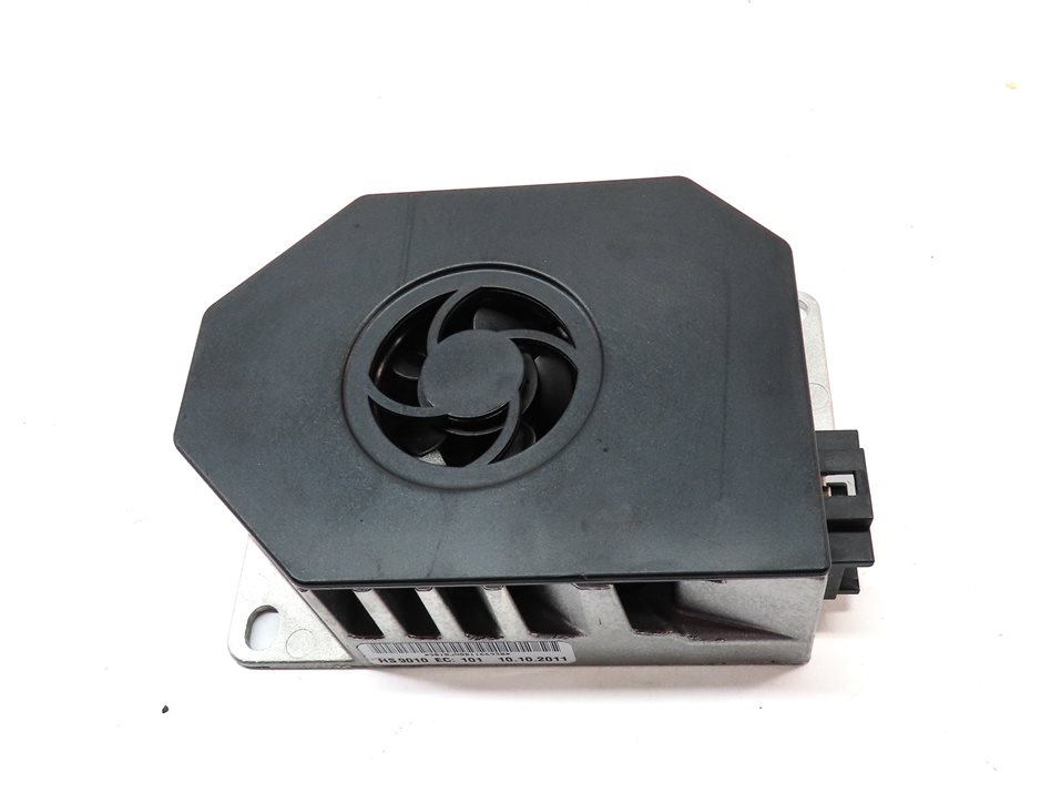 Thumbnail 2: 2012 MERCEDES E350 (W212) RADIO STEREO SOUND SYSTEM SUBWOOFER AMP AMPLIFIER