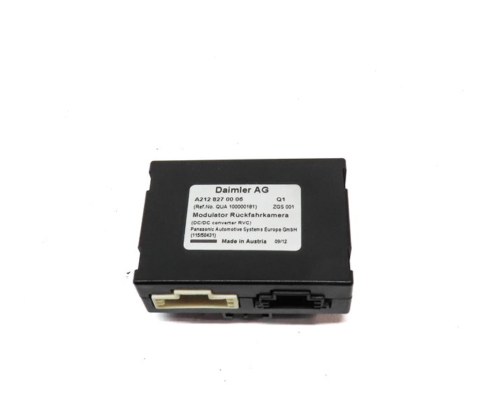Thumbnail 2: 2012 MERCEDES E350 SEDAN (W212) REARVIEW CAMERA CONTROL MODULE