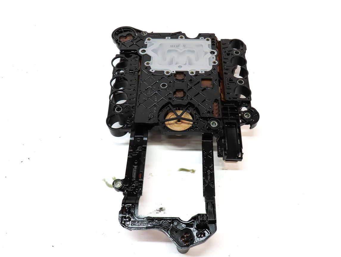 Thumbnail 5: 2012 MERCEDES E350 (W212) AUTOMATIC TRANSMISSION VALVE BODY CONDUCTOR PLATE