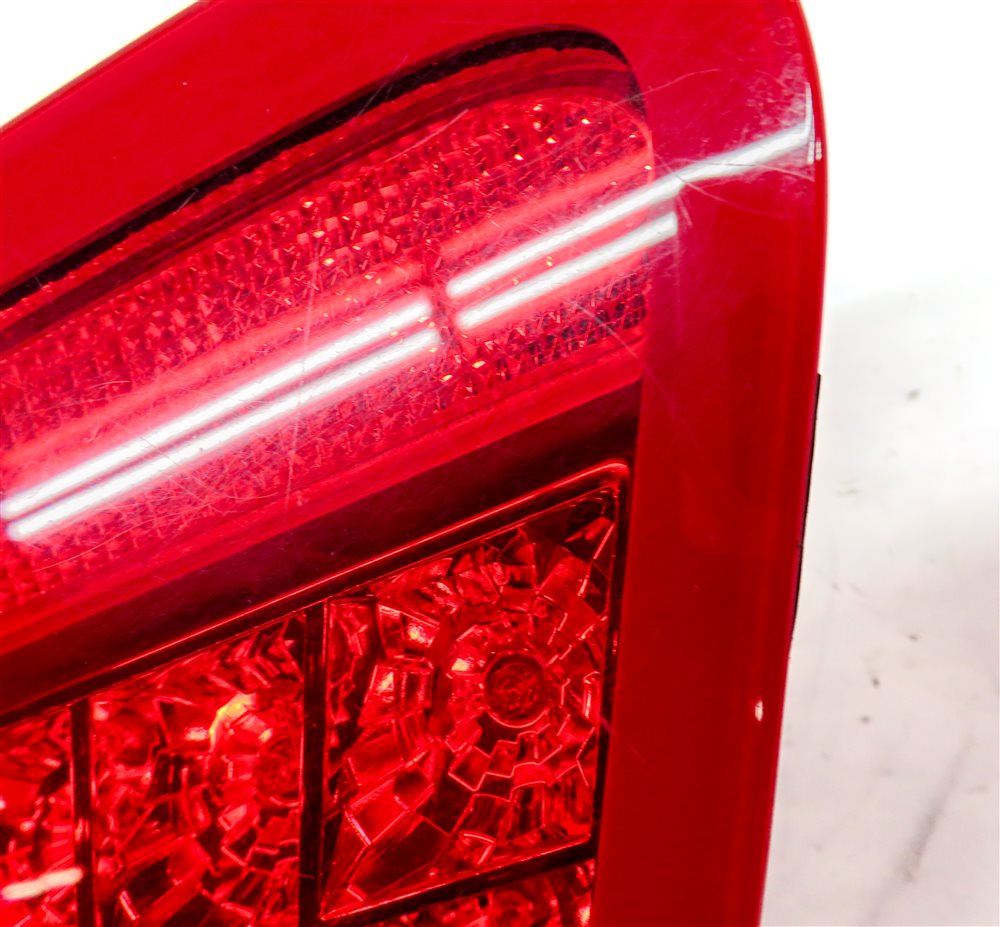 Thumbnail 9: 2010-2013 MERCEDES E300 E350 E400 E550 (W212) RIGHT INNER TAILLIGHT LIGHT LAMP