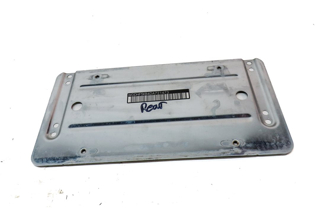 Thumbnail 2: 2013 MERCEDES E350 SEDAN (W212) REAR TRUNK LID LICENSE PLATE MOUNT BRACKET
