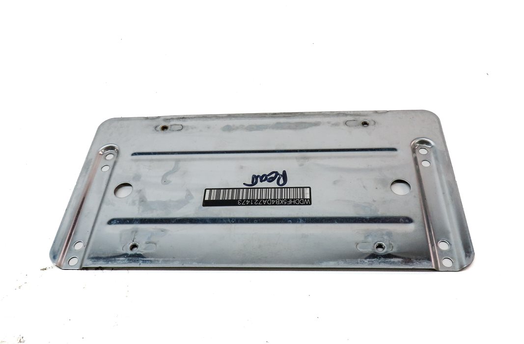 Thumbnail 4: 2013 MERCEDES E350 SEDAN (W212) REAR TRUNK LID LICENSE PLATE MOUNT BRACKET