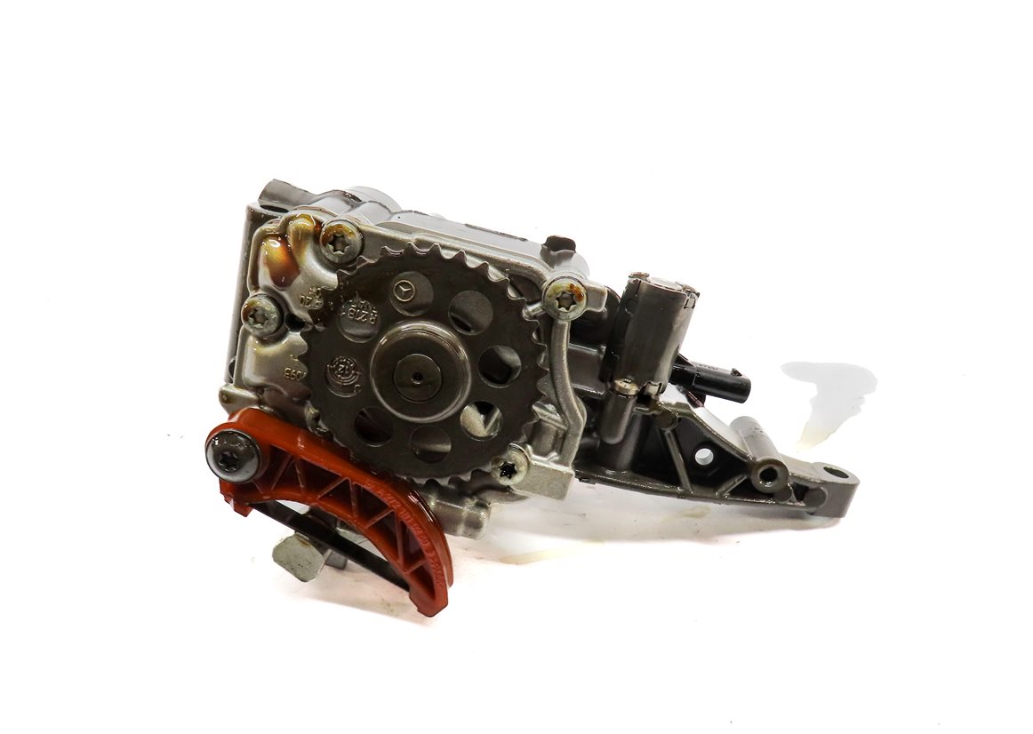 Thumbnail 1: 2013 MERCEDES E350 SEDAN (W212) 3.5L (276.952) ENGINE MOTOR OIL FLUID PUMP
