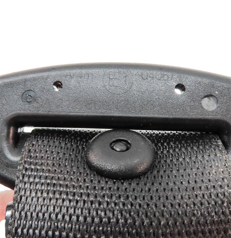 Thumbnail 5: 2013 MERCEDES E350 SEDAN (W212) REAR CENTER SEATBELT SEAT BELT RETRACTOR (Black)