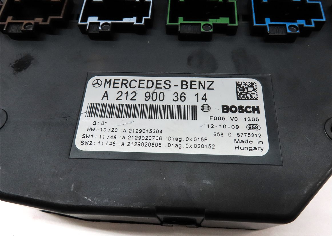 Thumbnail 4: 2013 MERCEDES E350 SEDAN (W212) FRONT SIGNAL ACQUISITION SAM CONTROL MODULE