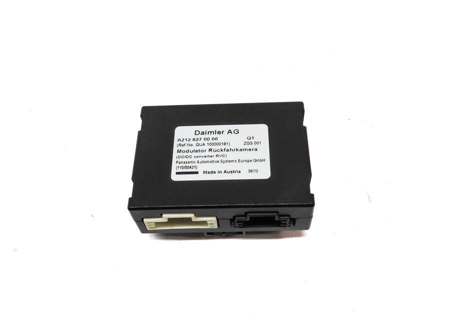 Thumbnail 2: 2013 MERCEDES E350 SEDAN (W212) REARVIEW REAR VIEW CAMERA CONTROL MODULE