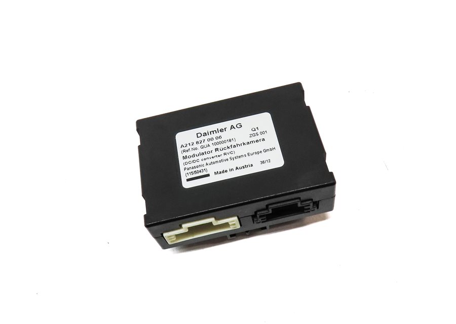 Thumbnail 3: 2013 MERCEDES E350 SEDAN (W212) REARVIEW REAR VIEW CAMERA CONTROL MODULE