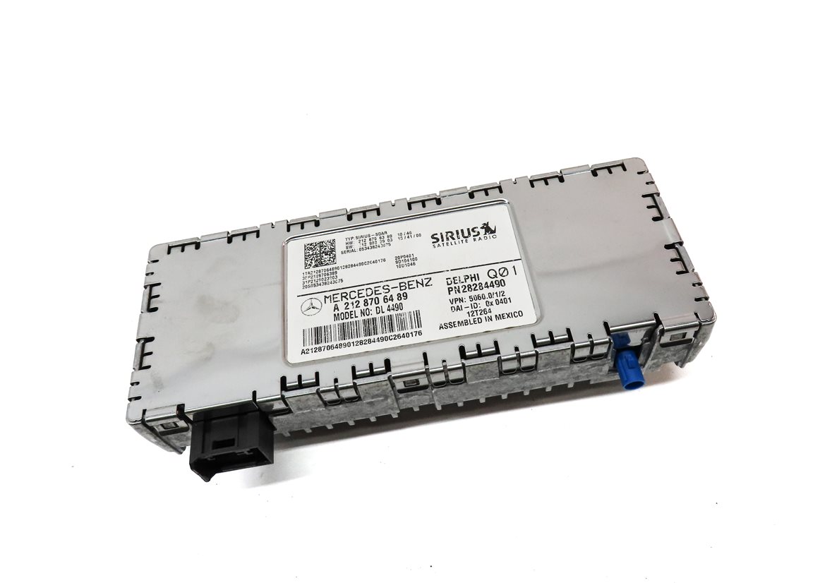 Thumbnail 3: 2013 MERCEDES E350 SEDAN (W212) SIRIUS SATELLITE RADIO CONTROL MODULE