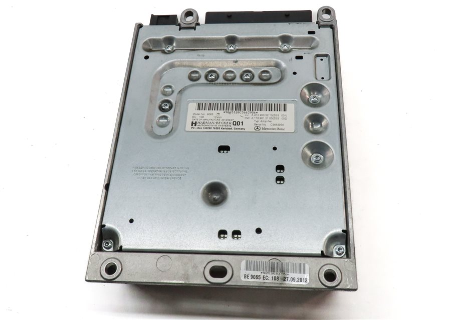 Thumbnail 4: 2013 MERCEDES E350 SEDAN (W212) RADIO STEREO SOUND SYSTEM AMPLIFIER AMP