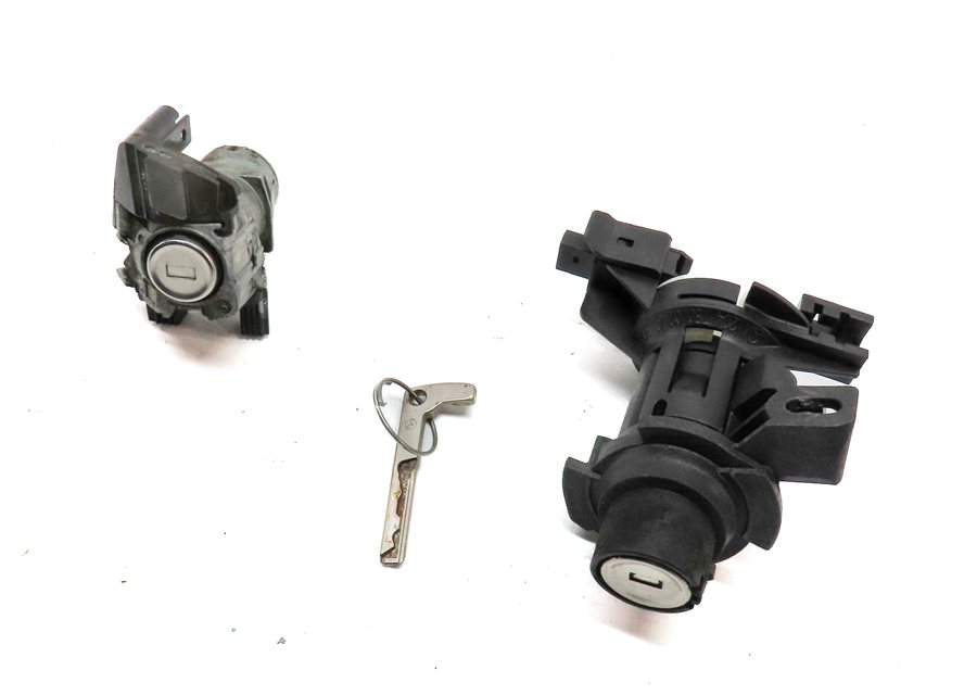 13 MERCEDES E350 SEDAN W212 FRONT DRIVER DOOR REAR TRUNK LOCK CYLINDER KEY SET/3