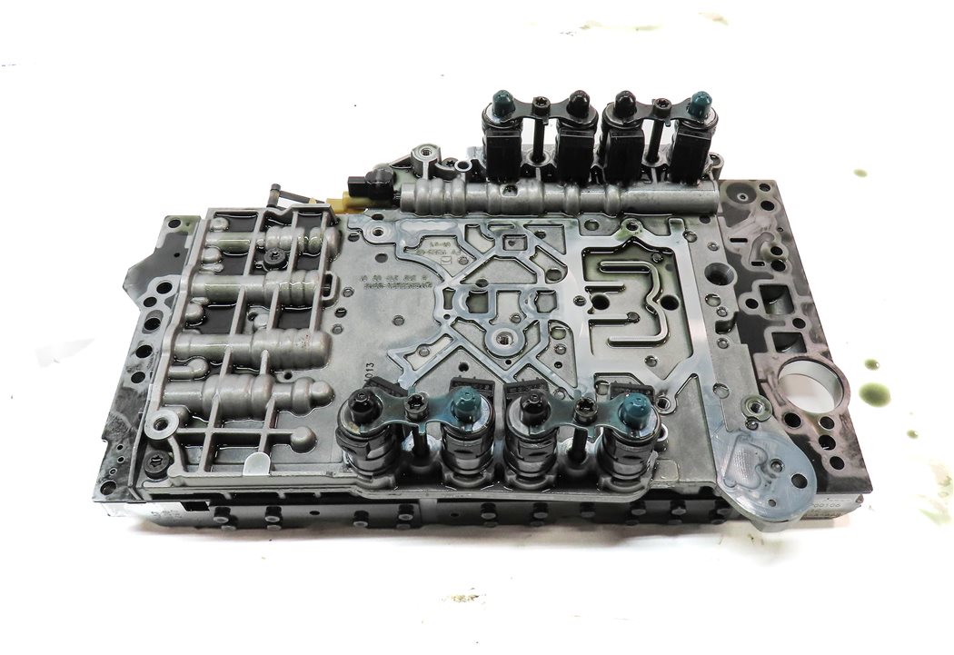 Thumbnail 2: 12-13 MERCEDES E350 (W212) RWD 722.9 AUTOMATIC TRANSMISSION VALVE BODY BLOCK