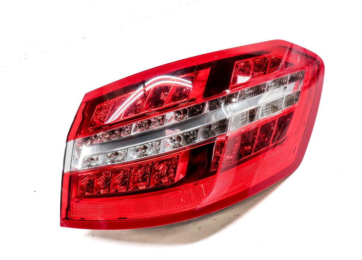 Thumbnail 4: 10-13 MERCEDES E-CLASS (W212) RIGHT HEATED MEMORY AUTODIM DOOR MIRROR (Black)