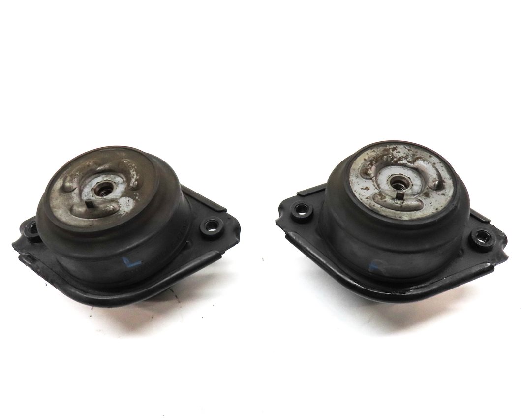 Thumbnail 2: 10 MERCEDES GL450 (X164) 4.6L 273.923 FRONT LEFT & RIGHT ENGINE MOTOR MOUNT SET