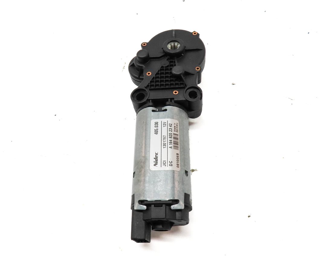 Thumbnail 2: 2010 MERCEDES GL450 (X164) REAR THIRD 3RD ROW RIGHT SEAT BACK ADJUST MOTOR