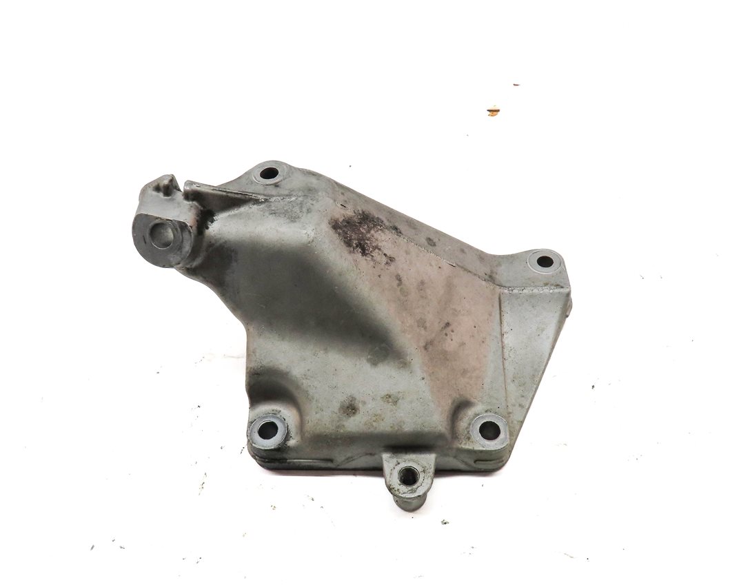 Thumbnail 2: 2010 MERCEDES GL450 (X164) 4.6L ENGINE FRONT RIGHT PASSENGER MOTOR MOUNT BRACKET