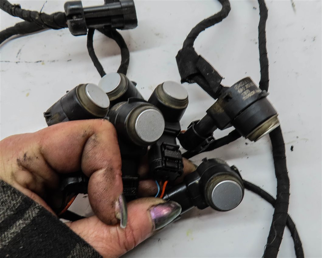 Thumbnail 4: 10 MERCEDES GL450 (X164) FRONT PARK DISTANCE CONTROL PDC SENSOR SET/6 w/ HARNESS