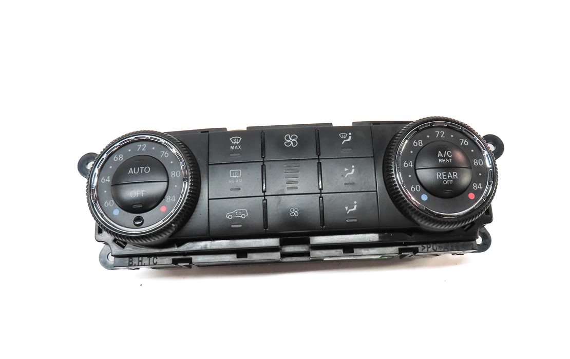 Thumbnail 2: 07-12 MERCEDES GL320 GL350 GL450 GL550 FUEL DOOR w/HOUSING & CAP (Silver)