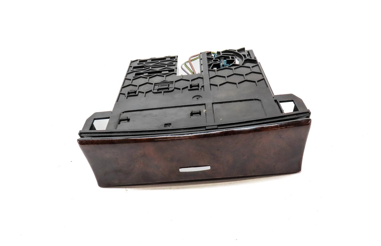 Thumbnail 2: 2010 MERCEDES GL450 (X164) FRONT CENTER CONSOLE ASHTRAY w/ 12 LIGHTER OUTLET