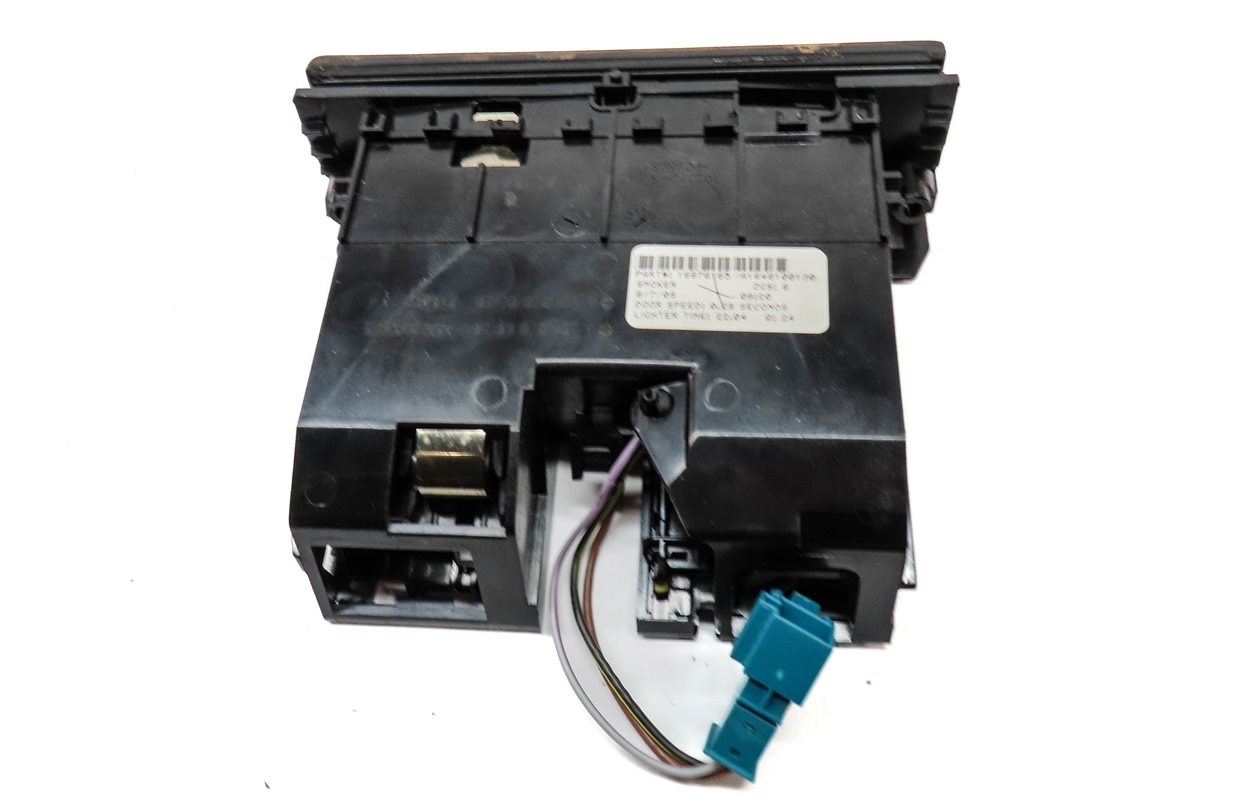 Thumbnail 6: 2010 MERCEDES GL450 (X164) FRONT CENTER CONSOLE ASHTRAY w/ 12 LIGHTER OUTLET