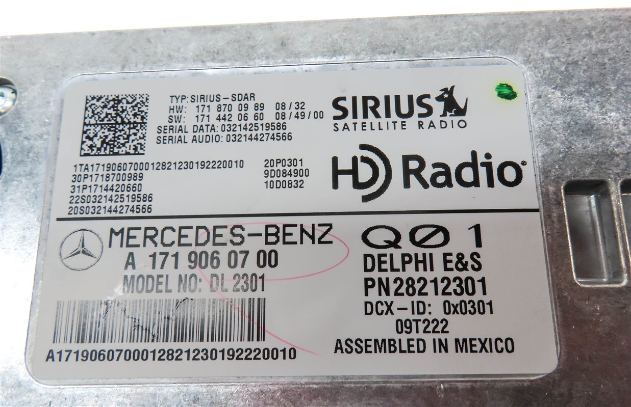Thumbnail 4: 2010 MERCEDES GL450 (X164) SIRIUS SATELLITE RADIO CONTROL MODULE