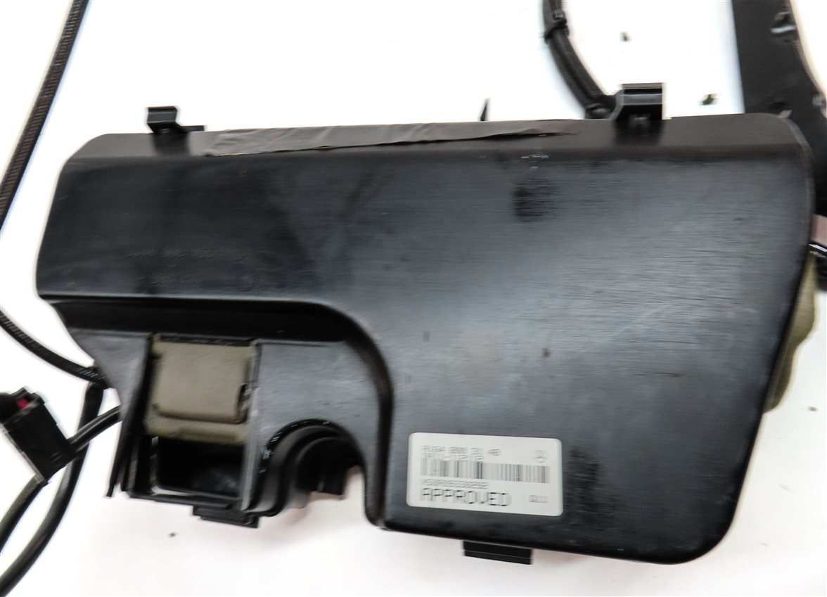 Thumbnail 7: 10-12 GL450 GL550 W164 X164 REAR TRUNK HATCH LIFT ASSIST MOTOR ASSEMBLY