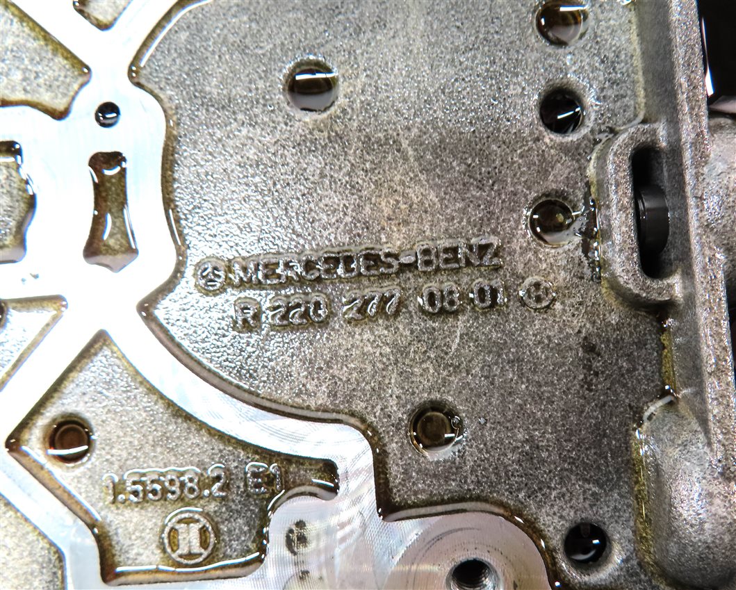 Thumbnail 4: 10-11 MB GL450 GL550 ML550 (X164 W164) 722.9 TRANSMISSION VALVE BODY w/o PLATE