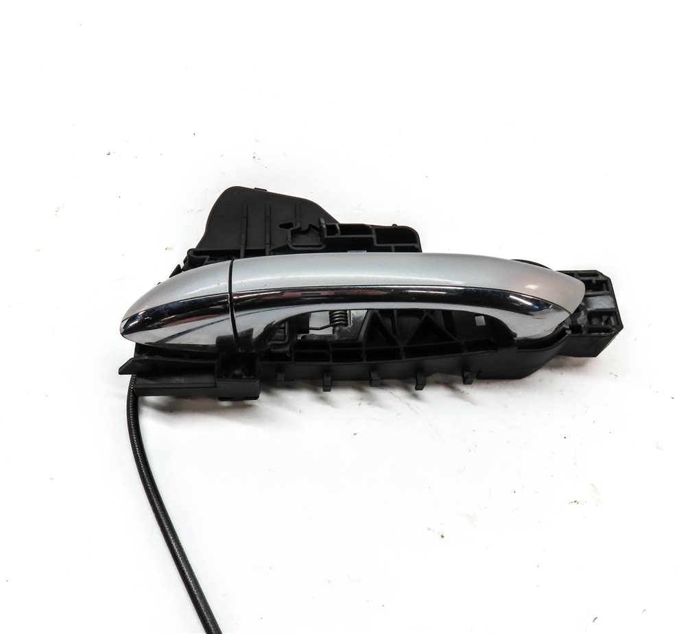 Thumbnail 4: 2010 MERCEDES GL450 (X164) REAR LEFT EXTERIOR STANDARD DOOR HANDLE (Silver)