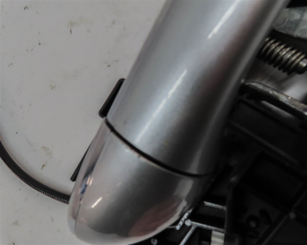 Thumbnail 7: 2010 MERCEDES GL450 (X164) FRONT RIGHT PASSENGER EXTERIOR DOOR HANDLE (Silver)