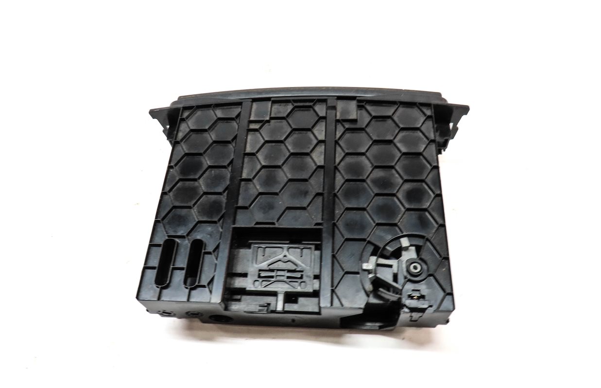 Thumbnail 5: 2010 MERCEDES GL450 (X164) FRONT CENTER CONSOLE SLIDE OUT COIN TRAY COMPARTMENT