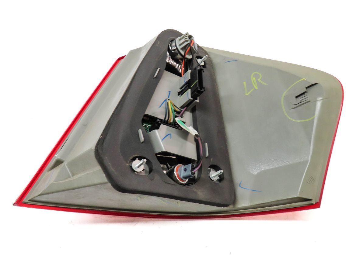 Thumbnail 6: 2010-2012 MB GL350 GL450 GL550 (X164) LEFT DRIVER TAILLIGHT BRAKE LIGHT LAMP