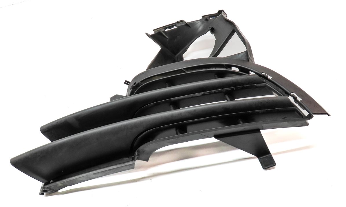 Thumbnail 3: 11-14 PORSCHE CAYENNE (958) FRONT RIGHT PASSENGER LOWER BUMPER GRILLE END TRIM