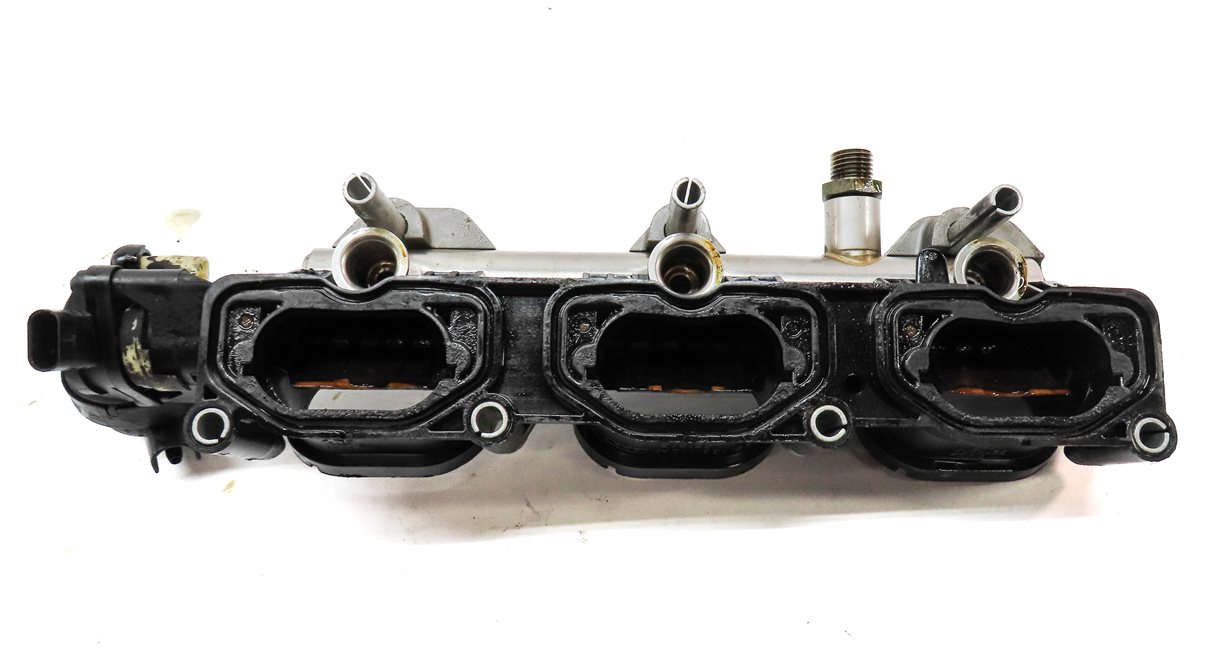 Thumbnail 5: 11-18 PORSCHE CAYENNE PANAMERA (958 970) 3.0L LEFT & RIGHT LOWER INTAKE MANIFOLD