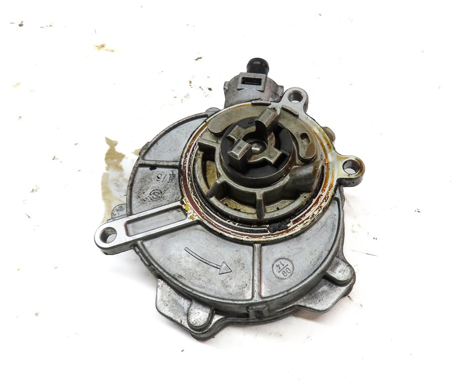 Thumbnail 4: 2011 PORSCHE CAYENNE S HYBRID (958) 3.0L (M06.EC) ENGINE BRAKE VACUUM PUMP