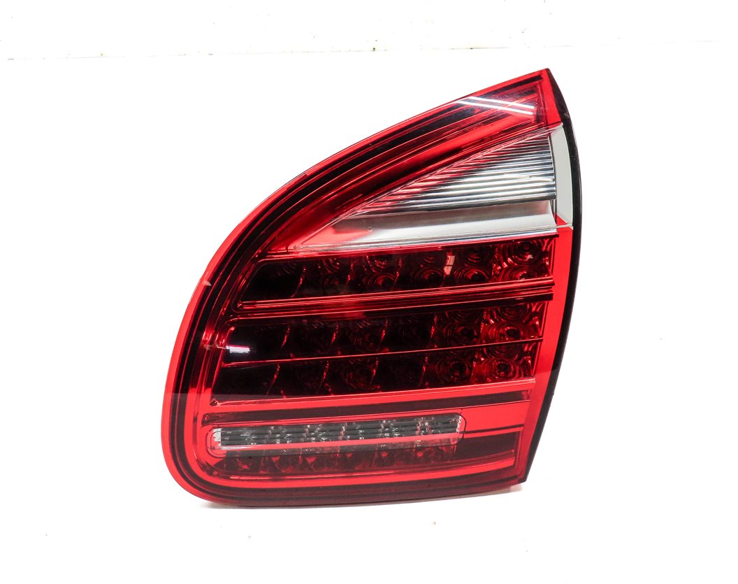 Thumbnail 2: 2011-2014 PORSCHE CAYENNE (958) RIGHT PASSENGER INNER TAILLIGHT LIGHT LAMP