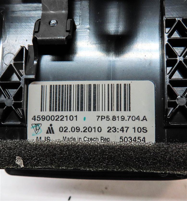 Thumbnail 6: 2011 PORSCHE CAYENNE HYBRID (958) FRONT RIGHT PASSENGER DASH AC HEATER AIR VENT