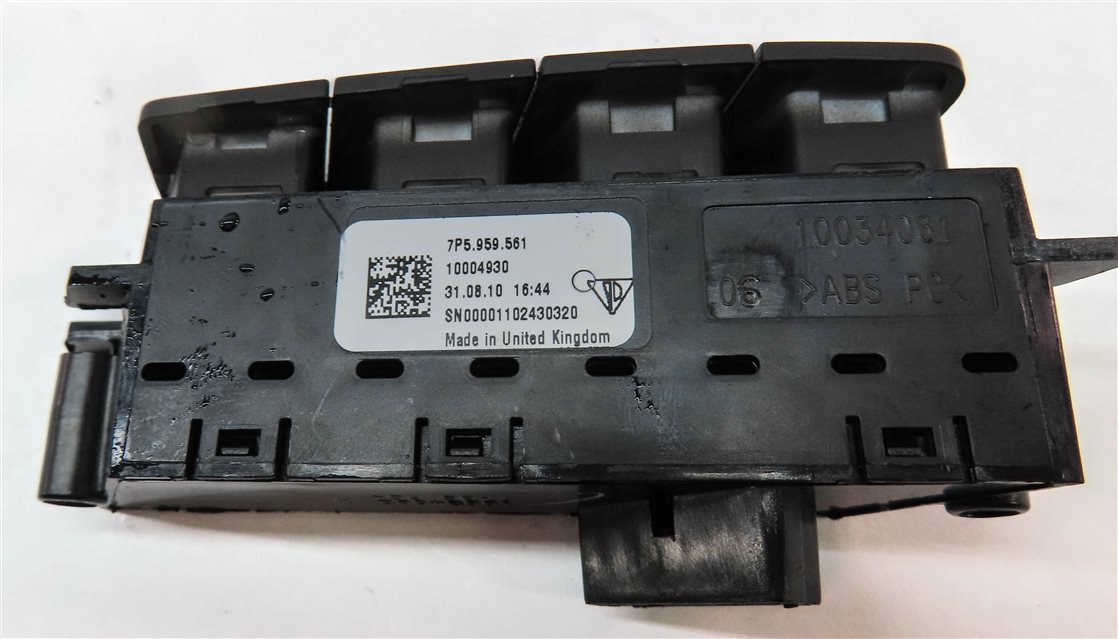 Thumbnail 6: 2011 PORSCHE CAYENNE HYBRID (958) FRONT LEFT DRIVER SEAT MEMORY SWITCH BUTTON