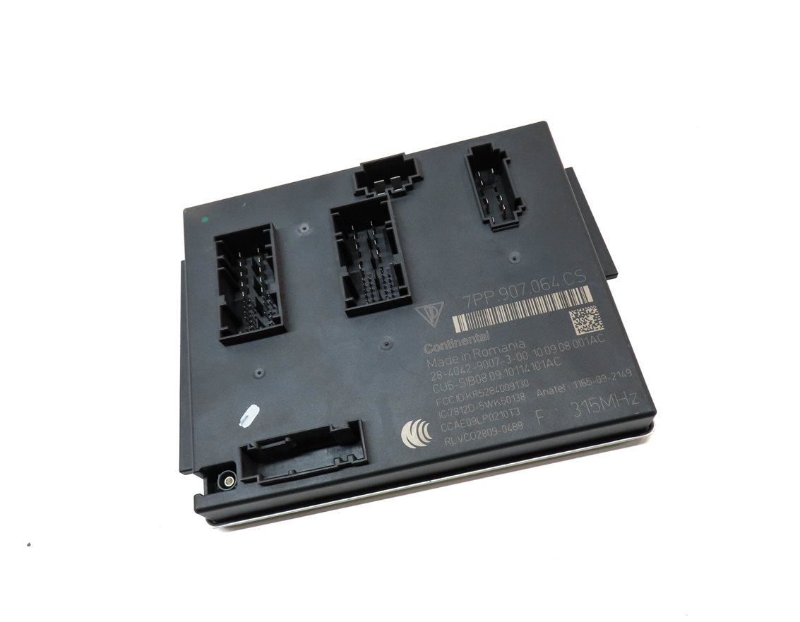 Thumbnail 3: 2011 PORSCHE CAYENNE (958) FRONT SECTION BODY CONTROL MODULE COMPUTER BCM