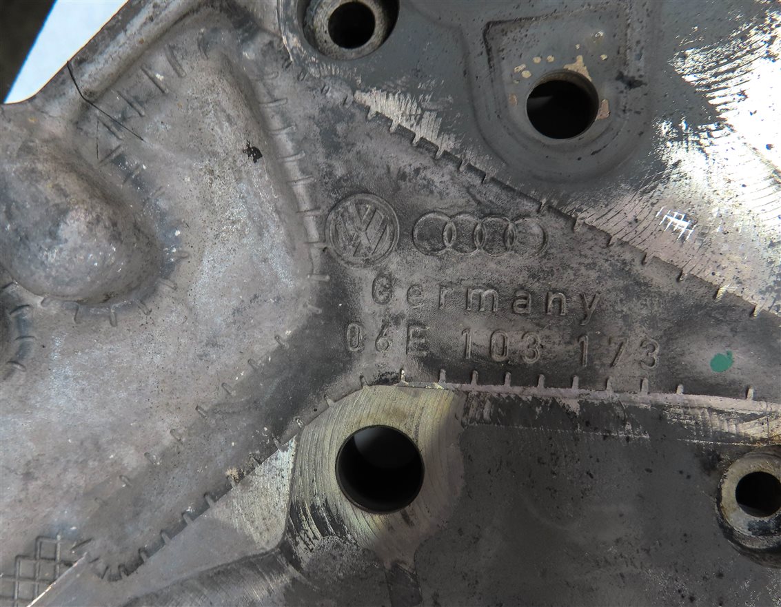 Thumbnail 8: 2011 PORSCHE CAYENNE (958) 3.0L (M06.EC) HYBRID ENGINE TIMING COVER