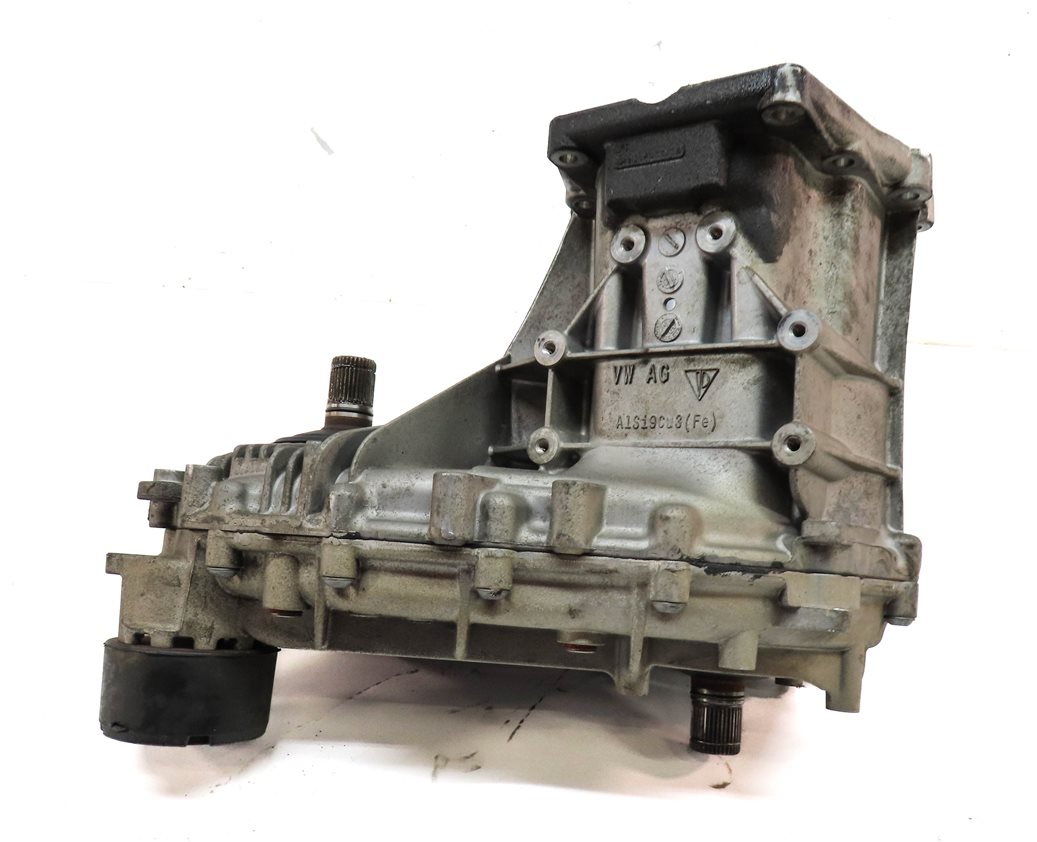 Thumbnail 4: 2011-2018 PORSCHE CAYENNE (958) 3.0L ENGINE FRONT TRANSFER CASE ASSEMBLY