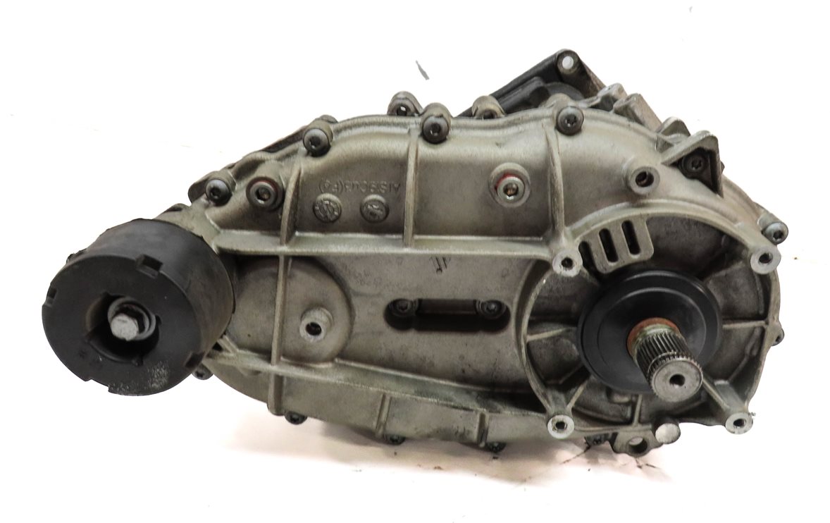 Thumbnail 5: 2011-2018 PORSCHE CAYENNE (958) 3.0L ENGINE FRONT TRANSFER CASE ASSEMBLY