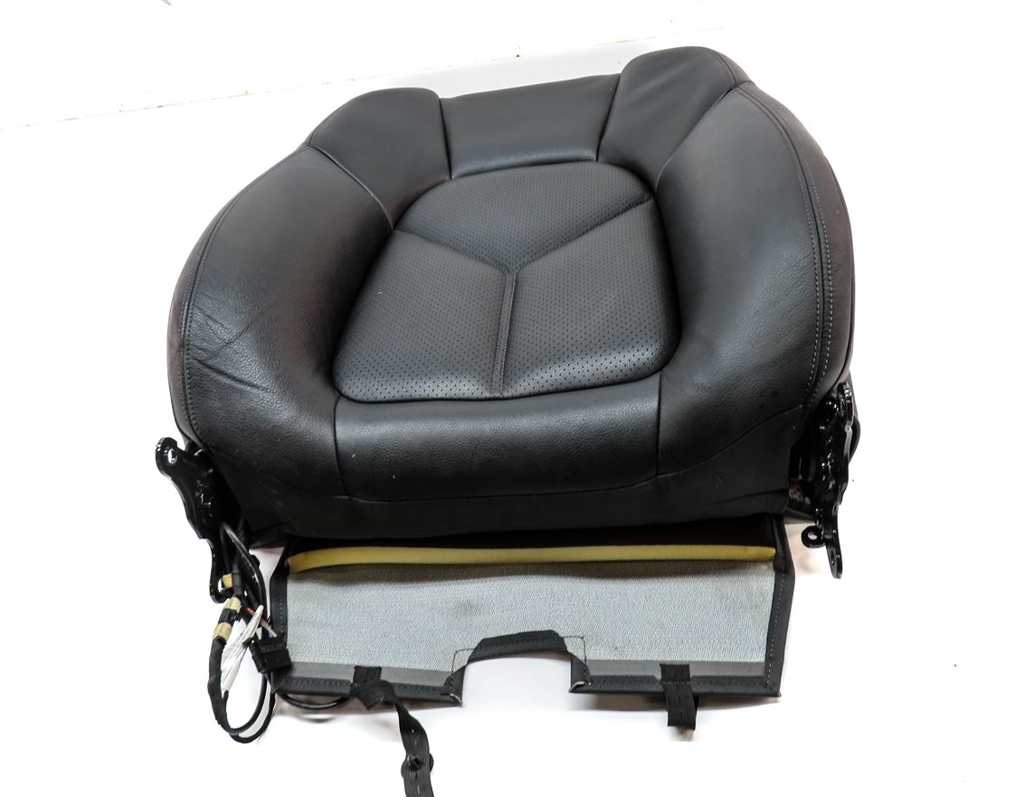 Thumbnail 2: 2011 PORSCHE CAYENNE HYBRID (958) FRONT RIGHT UPPER HEATED SEAT CUSHION (Black)