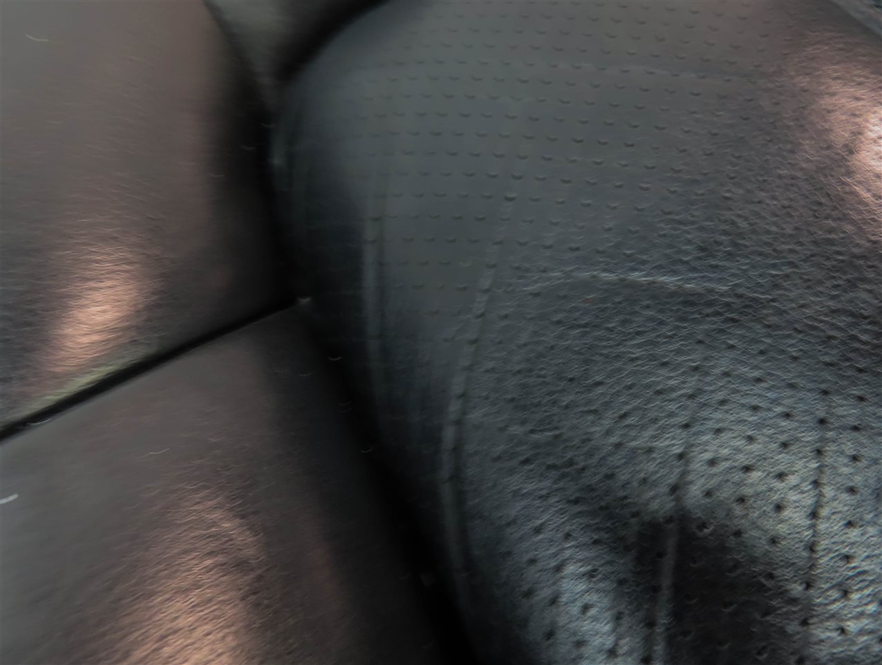 Thumbnail 10: 2011 PORSCHE CAYENNE HYBRID (958) FRONT LEFT LOWER HEATED SEAT CUSHION (Black)