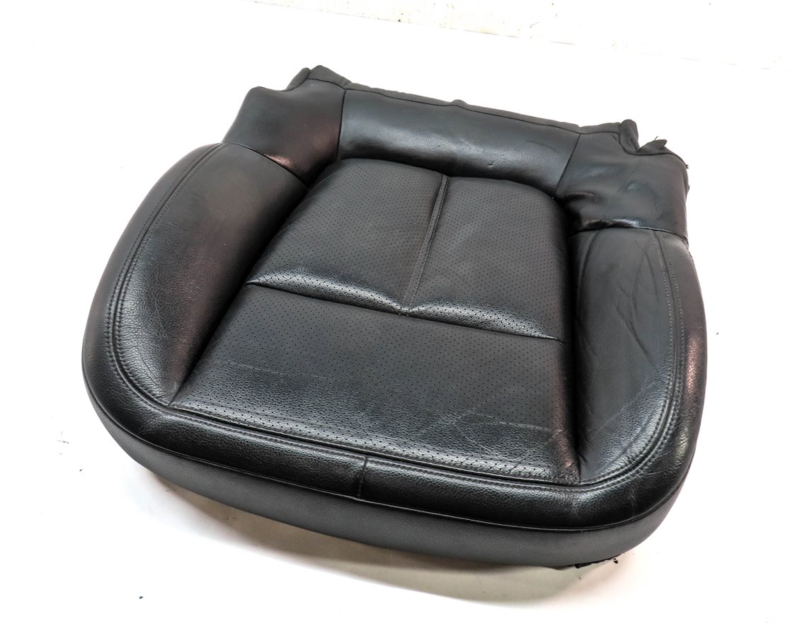 Thumbnail 3: 2011 PORSCHE CAYENNE HYBRID (958) FRONT LEFT LOWER HEATED SEAT CUSHION (Black)