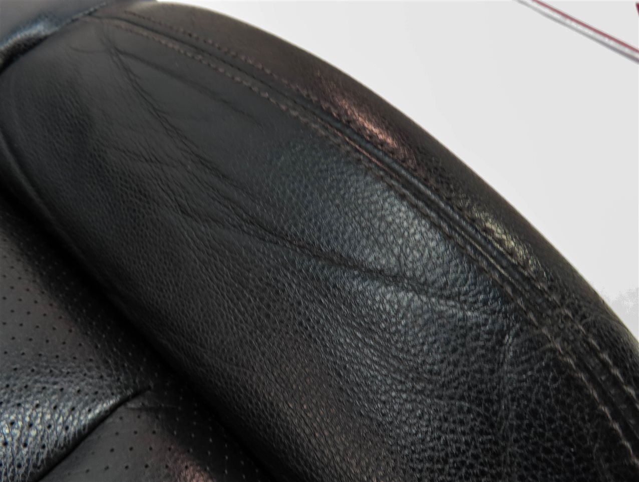 Thumbnail 8: 2011 PORSCHE CAYENNE HYBRID (958) FRONT LEFT LOWER HEATED SEAT CUSHION (Black)