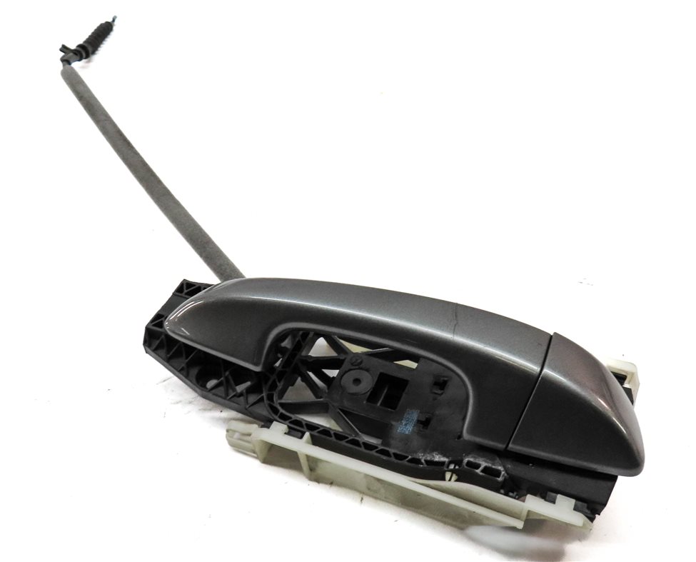11-18 PORSCHE CAYENNE (958) FRONT RIGHT PASSENGER DOOR HANDLE (Gray)