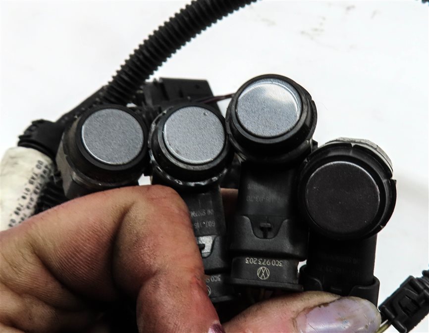 Thumbnail 5: 2011 PORSCHE CAYENNE (958) FRONT PARK ASSIST PDC SENSOR SET 4 (Gray) & HARNESS